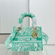 Christian Dior Shopping Bags